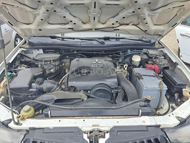 Mitsubishi L200 2007, 456,000 km - 2.5 l - Gəncə