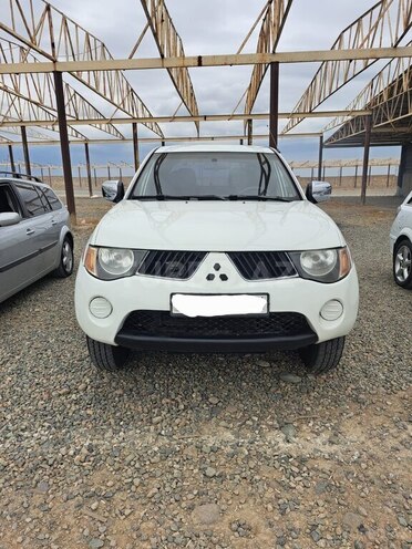 Mitsubishi L200 2007, 456,000 km - 2.5 l - Gəncə