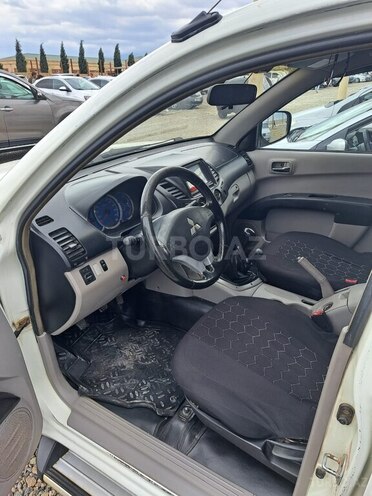 Mitsubishi L200 2007, 456,000 km - 2.5 l - Gəncə