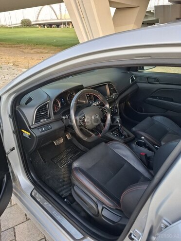 Hyundai Elantra 2017, 97,000 km - 1.6 l - Bakı