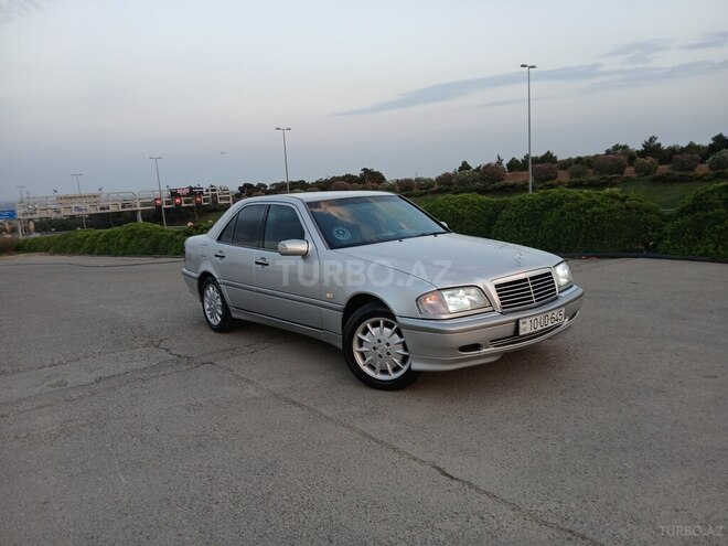Mercedes C 240 1998, 241,000 km - 2.4 l - Bakı
