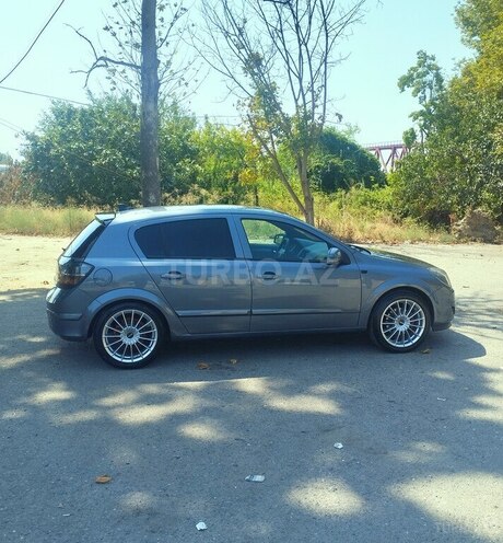 Opel Astra 2005, 270,310 km - 1.4 l - Yevlax