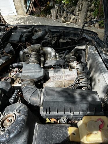 BMW 735 1987, 400,000 km - 3.4 l - Bakı
