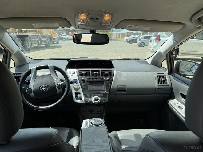 Toyota Prius V 2013, 340,500 km - 1.8 l - Bakı