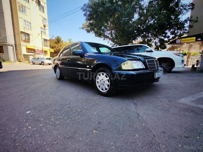 Mercedes C 220 1998, 430,000 km - 2.2 l - Bakı