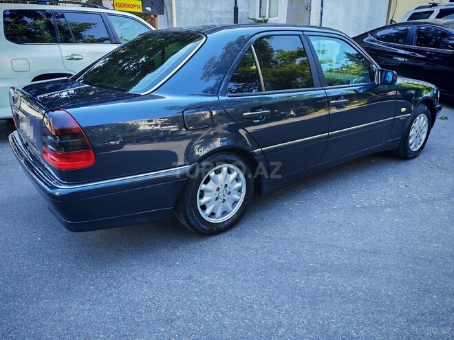 Mercedes C 220 1998, 430,000 km - 2.2 l - Bakı