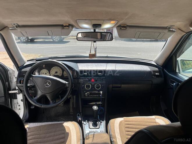 Mercedes C 220 1999, 265,000 km - 2.2 л - Bakı