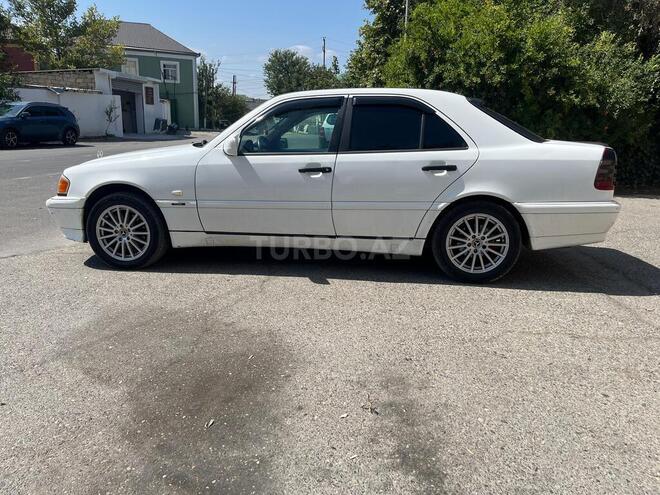 Mercedes C 220 1999, 265,000 km - 2.2 л - Bakı