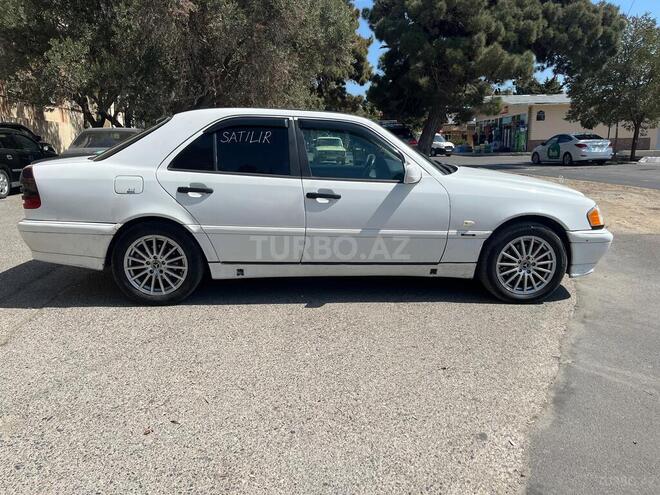 Mercedes C 220 1999, 265,000 km - 2.2 л - Bakı