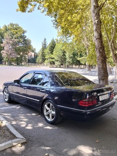 Mercedes E 240 1999, 347,182 km - 2.4 l - Mingəçevir