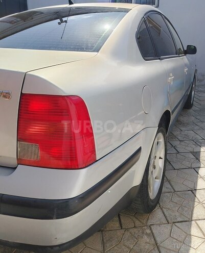 Volkswagen Passat 1999, 438,978 km - 2.3 л - Bakı