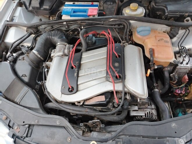 Volkswagen Passat 1999, 438,978 km - 2.3 л - Bakı