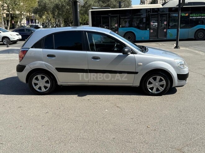 Kia Rio 2005, 196,000 km - 1.5 l - Bakı