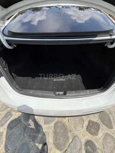 Hyundai Elantra 2015, 109,000 km - 1.8 l - Ağsu