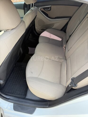 Hyundai Elantra 2015, 109,000 km - 1.8 l - Ağsu