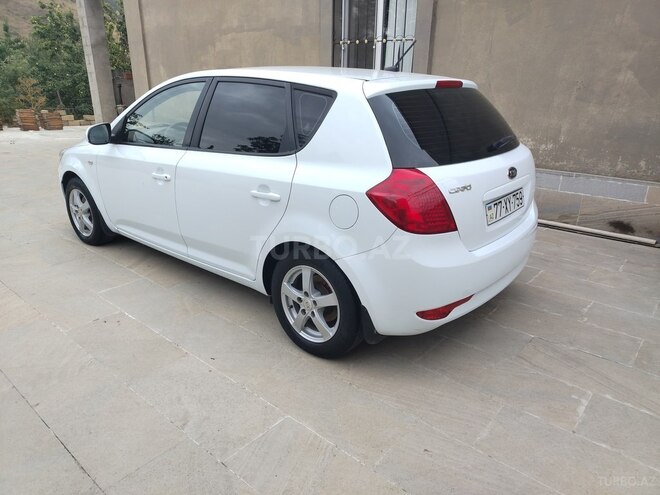 Kia Ceed 2011, 223,000 km - 1.4 l - Sumqayıt
