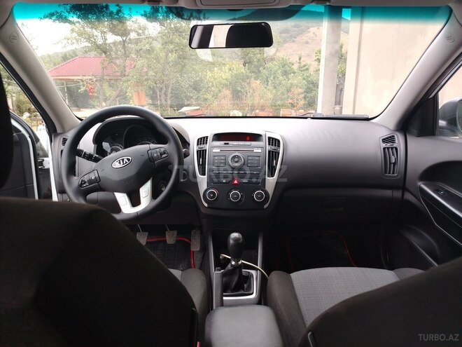 Kia Ceed 2011, 223,000 km - 1.4 l - Sumqayıt