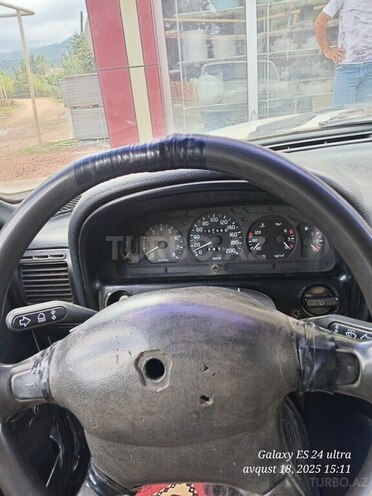 GAZ 3111 2003, 259,469 km - 2.3 l - Astara