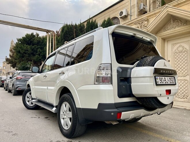 Mitsubishi Pajero 2007, 140,000 km - 3.0 l - Bakı
