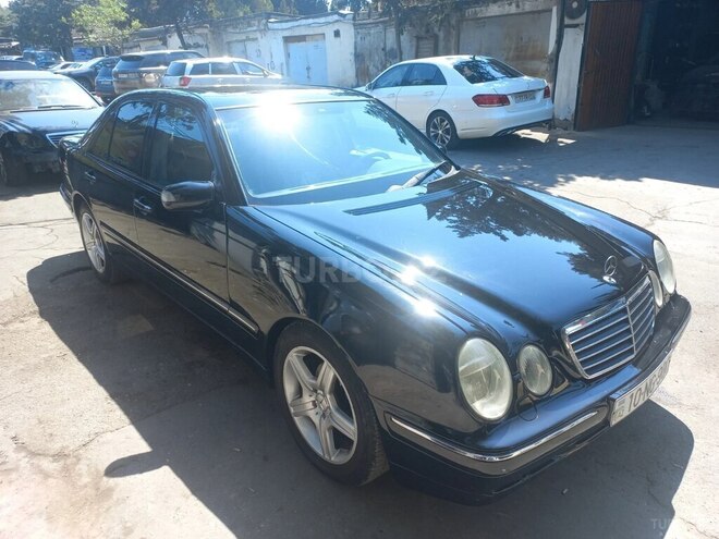 Mercedes E 220 2000, 452,930 km - 2.2 л - Bakı