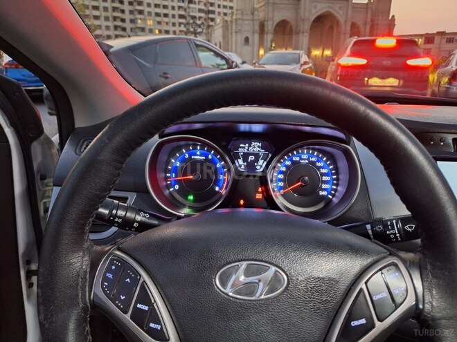 Hyundai Elantra 2013, 216,000 km - 1.8 l - Bakı