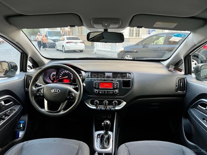 Kia Rio 2013, 200,000 km - 1.4 l - Bakı