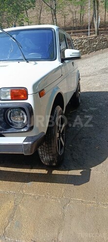 LADA (VAZ) Niva 2015, 91,466 km - 1.7 l - Yardımlı