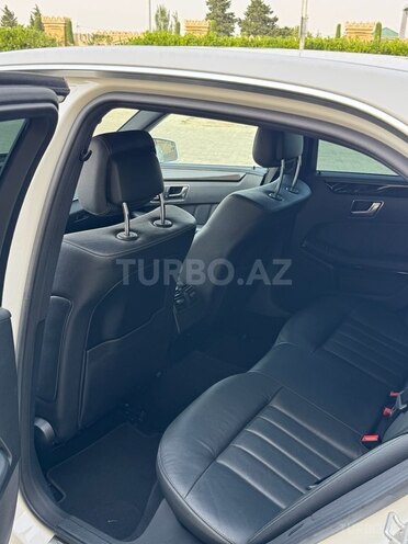 Mercedes E 220 d 2015, 173,000 km - 2.1 l - Bakı
