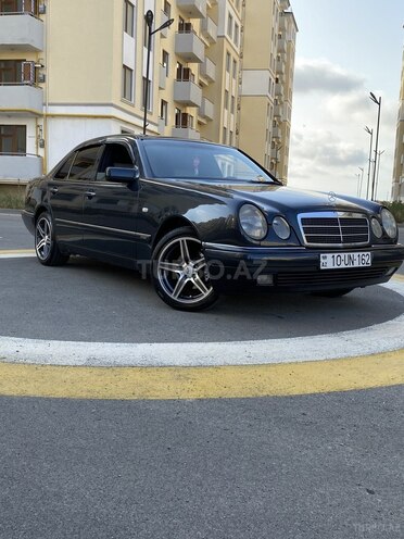 Mercedes E 230 1996, 308,000 km - 2.3 l - Sumqayıt