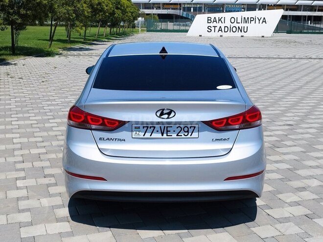 Hyundai Elantra 2016, 167,000 km - 2.0 l - Bakı