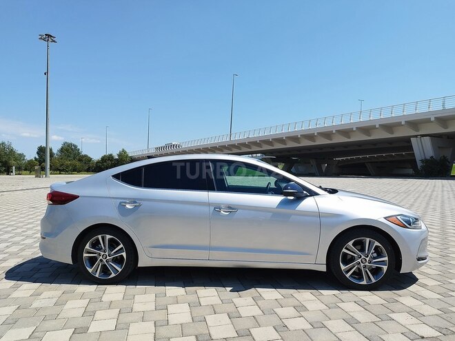 Hyundai Elantra 2016, 167,000 km - 2.0 l - Bakı