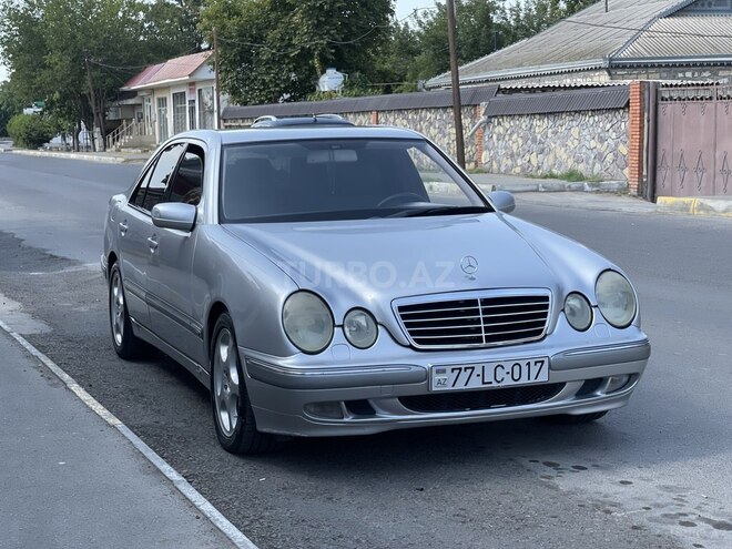 Mercedes E 280 2000, 224,000 km - 2.8 l - Beyləqan