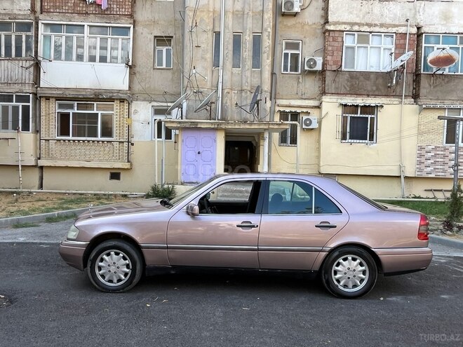 Mercedes C 180 1994, 200,000 km - 1.8 л - Şirvan