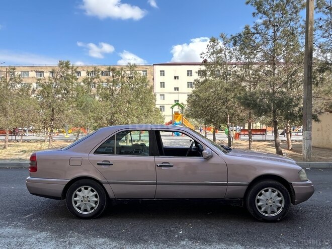 Mercedes C 180 1994, 200,000 km - 1.8 л - Şirvan