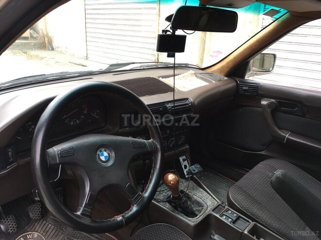 BMW 525 1989, 340,000 km - 2.5 l - Bakı
