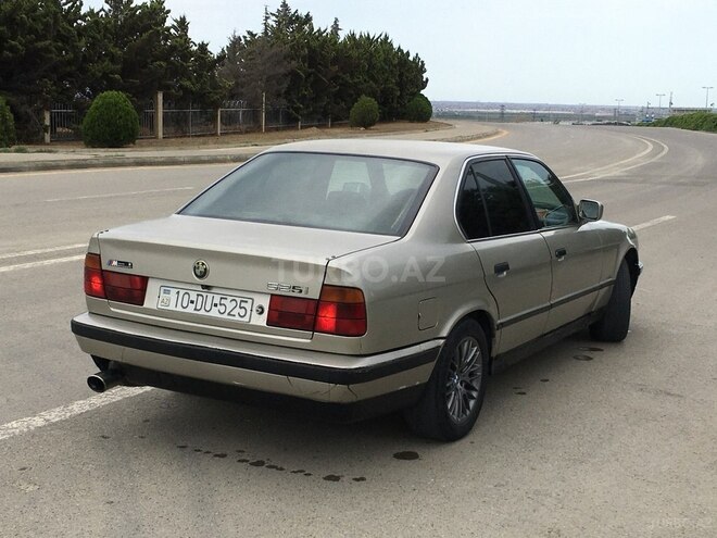 BMW 525 1989, 340,000 km - 2.5 l - Bakı