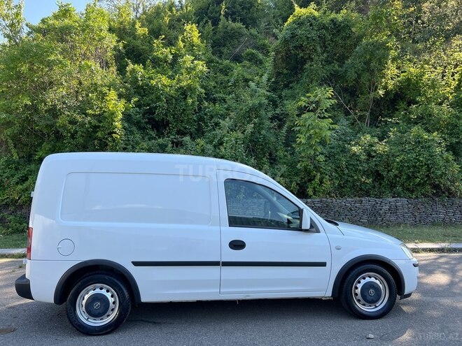 Opel Combo 2010, 334,000 km - 1.3 л - Bakı