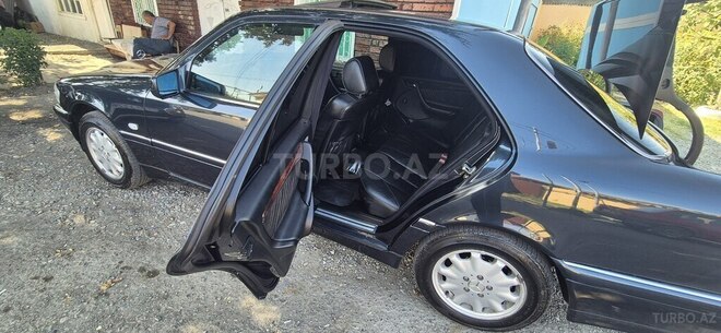 Mercedes C 240 1998, 307,871 km - 2.4 л - Ağcabədi