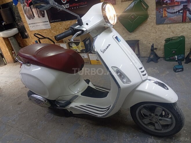 Vespa  2014, 15,000 km - 0.1 l - Bakı