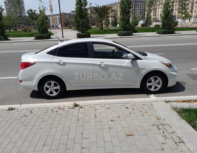 Hyundai Accent 2017, 108,000 km - 1.6 л - Bakı