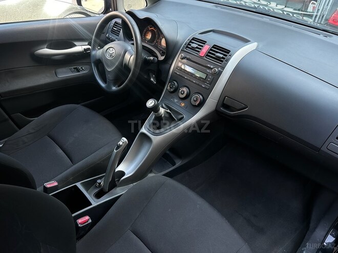Toyota Auris 2008, 260,000 km - 1.4 l - Bakı