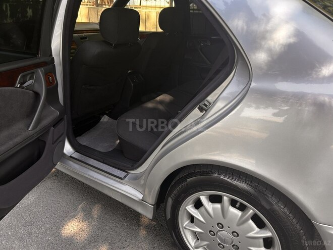 Mercedes E 200 1999, 325,350 km - 2.0 l - Qazax