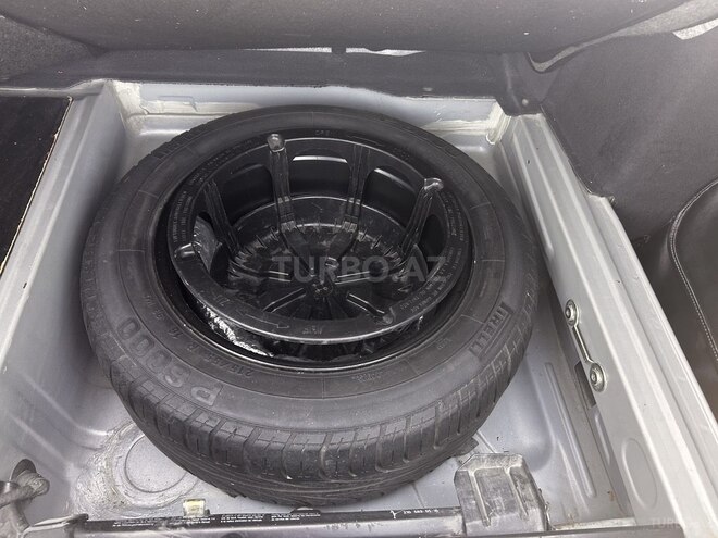 Mercedes E 200 1999, 325,350 km - 2.0 l - Qazax