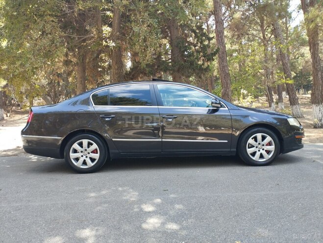 Volkswagen Passat 2005, 276,000 km - 2.0 l - Sumqayıt