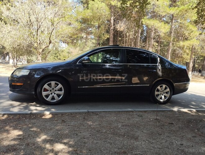 Volkswagen Passat 2005, 276,000 km - 2.0 l - Sumqayıt