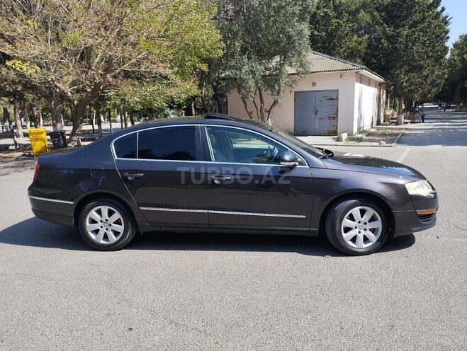 Volkswagen Passat 2005, 276,000 km - 2.0 l - Sumqayıt