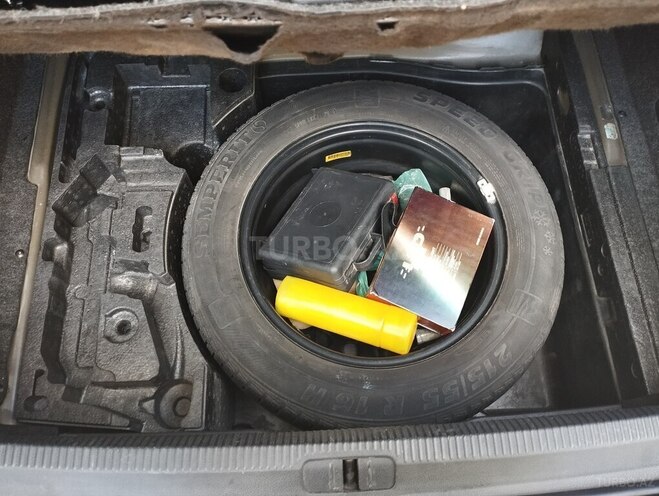 Volkswagen Passat 2005, 276,000 km - 2.0 l - Sumqayıt