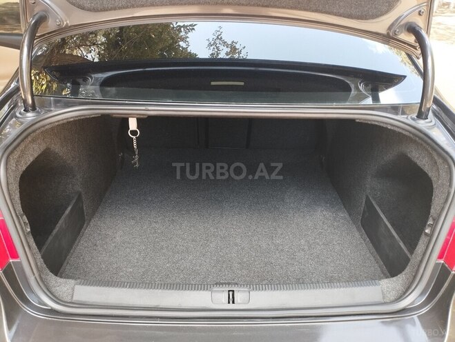 Volkswagen Passat 2005, 276,000 km - 2.0 l - Sumqayıt