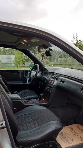 Mercedes E 280 1997, 323,170 km - 2.8 l - Mingəçevir