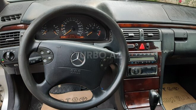 Mercedes E 280 1997, 323,170 km - 2.8 l - Mingəçevir
